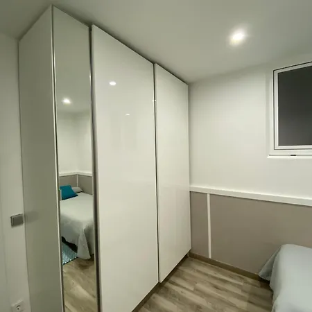 Casa En Primeria Linea De Playa * Raxo