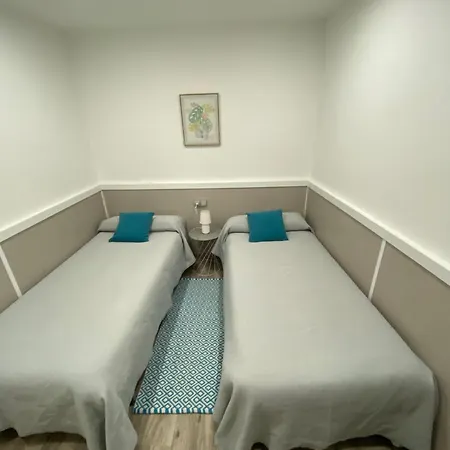 Casa En Primeria Linea De Playa Holiday home Raxo